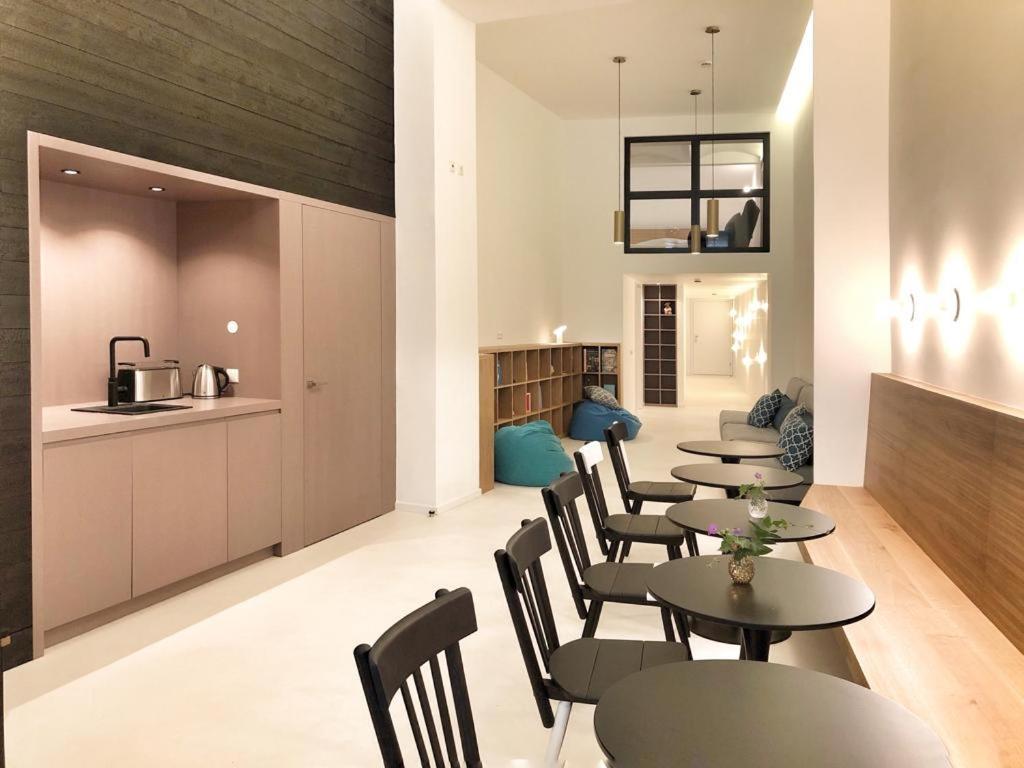 Grosszuegiges Apartment Mit Lounge Naehe Naschmarkt Vienna Exterior photo