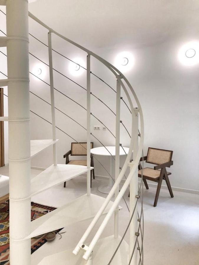 Grosszuegiges Apartment Mit Lounge Naehe Naschmarkt Vienna Exterior photo